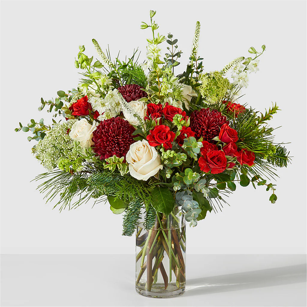 Favorite Traditions Bouquet - Image 3